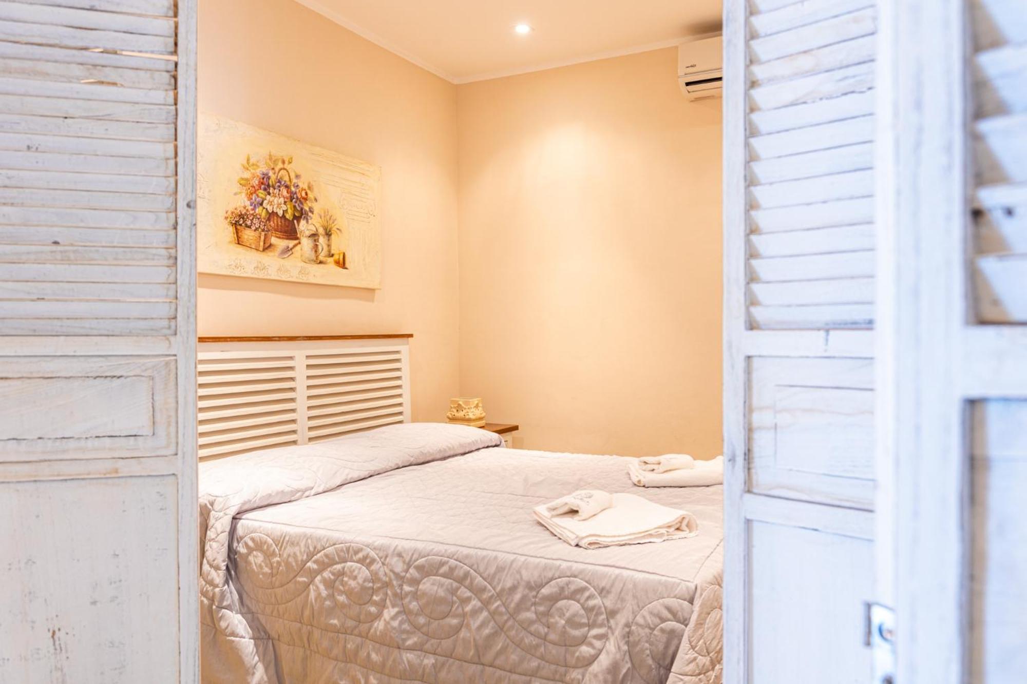 Palazzo Aurora Bed & Breakfast Alezio Ngoại thất bức ảnh